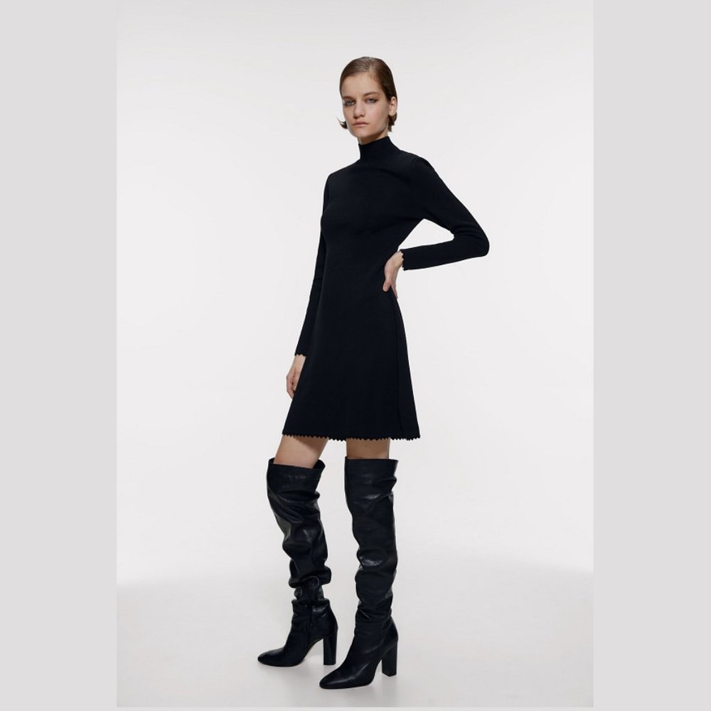 ZARA Knit Dress with Scalloped Trim - Picture 2 of 9